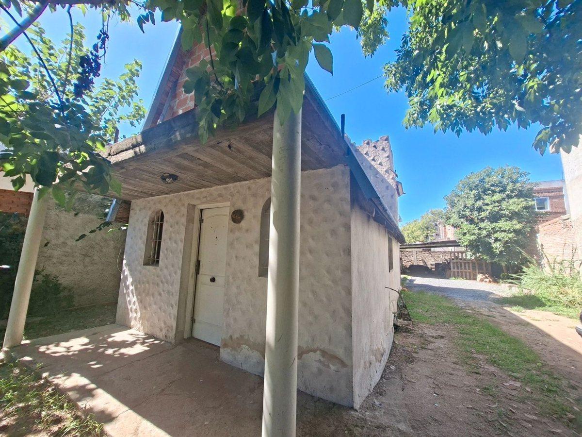 Foto de VENTA CASA 3 AMB CON PATIO BERAZATEGUI, imagen 4