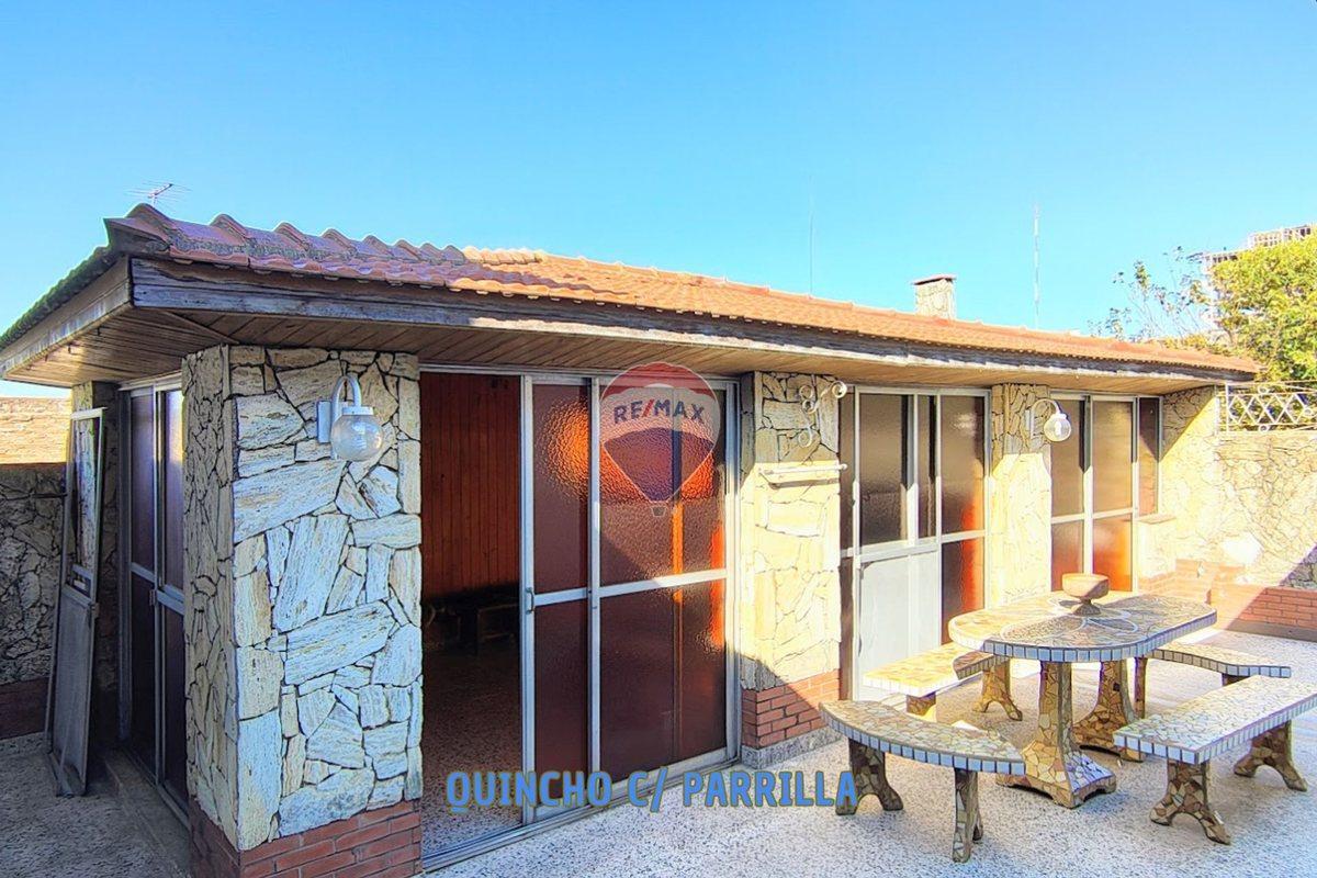Foto de VENTA CASA C/DEPÓSITO SARANDÍ AVELLANEDA QUINCHO, imagen 2