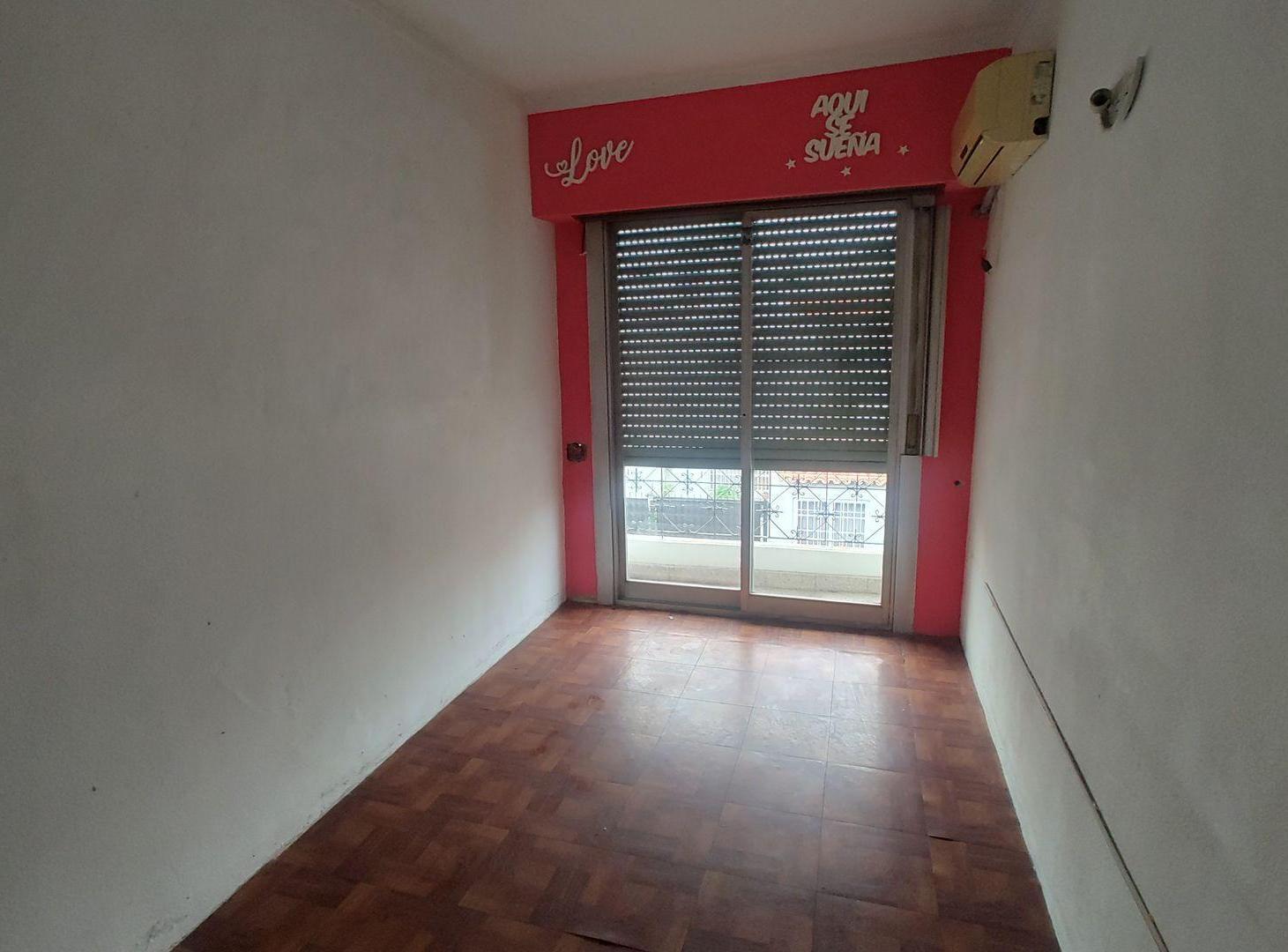 Foto de VENTA CASA 4 AMB QUINCHO+ GALPON+LOCAL VILLA DOMIN, imagen 5
