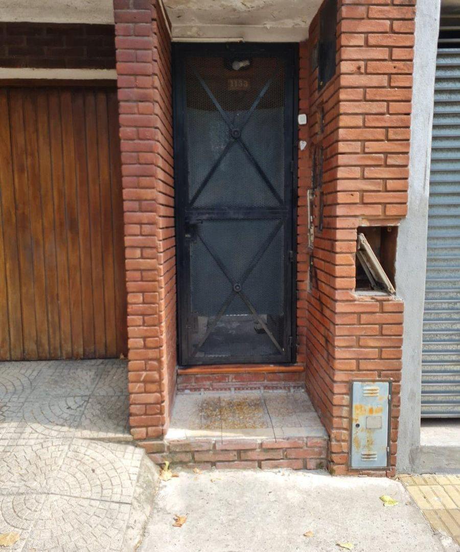 Foto de VENTA LANUS PH 2 amb. 30 mil usd y 60 cuotas, imagen 5