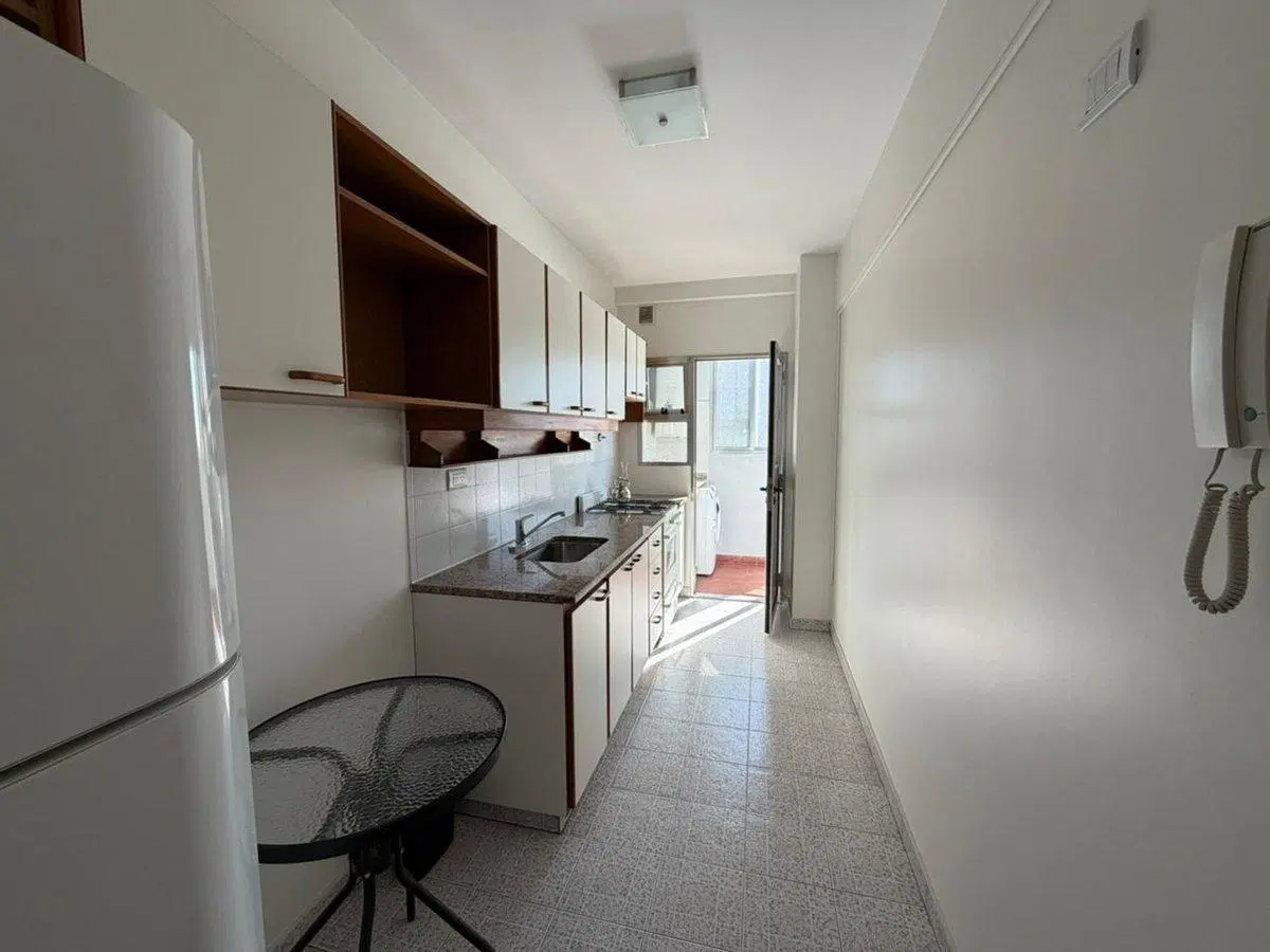 VENTA DEPARTAMENTO 2 AMBIENTES EN QUILMES CENTRO 2