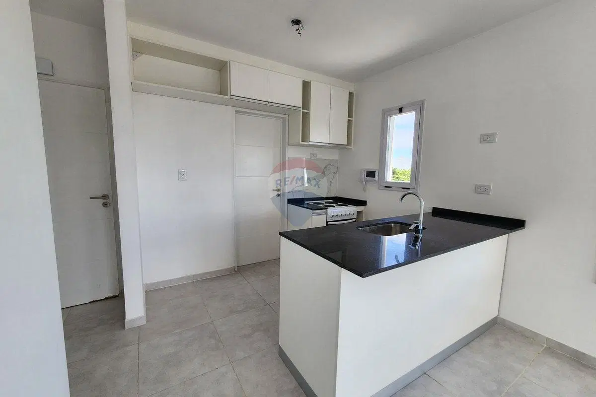 VENTA DEPTO 2 AMB C/COCHERA A ESTRENAR EN QUILMES 5