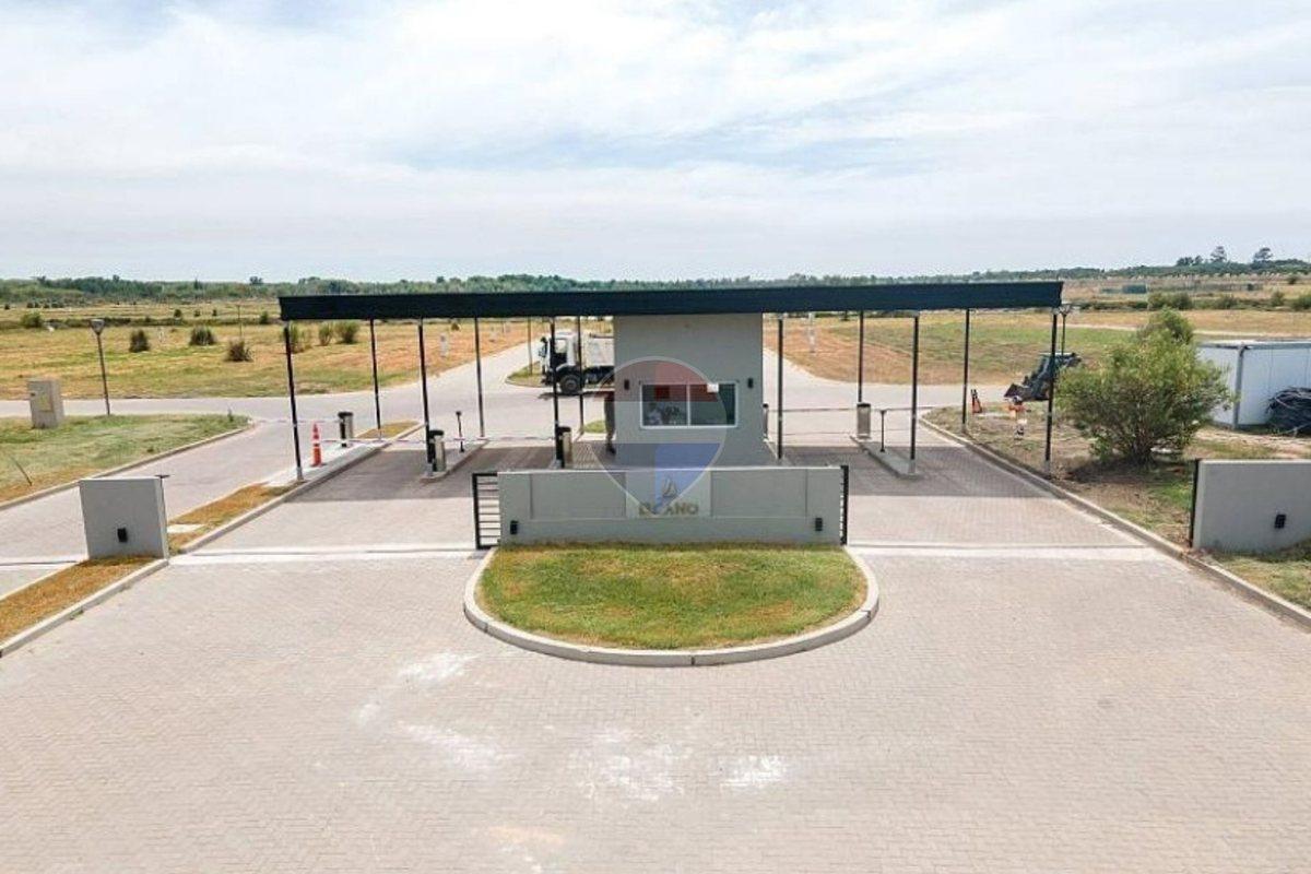 Foto de Venta Lote 784mts en esquina Bo. Elcano - Hudson, imagen 1