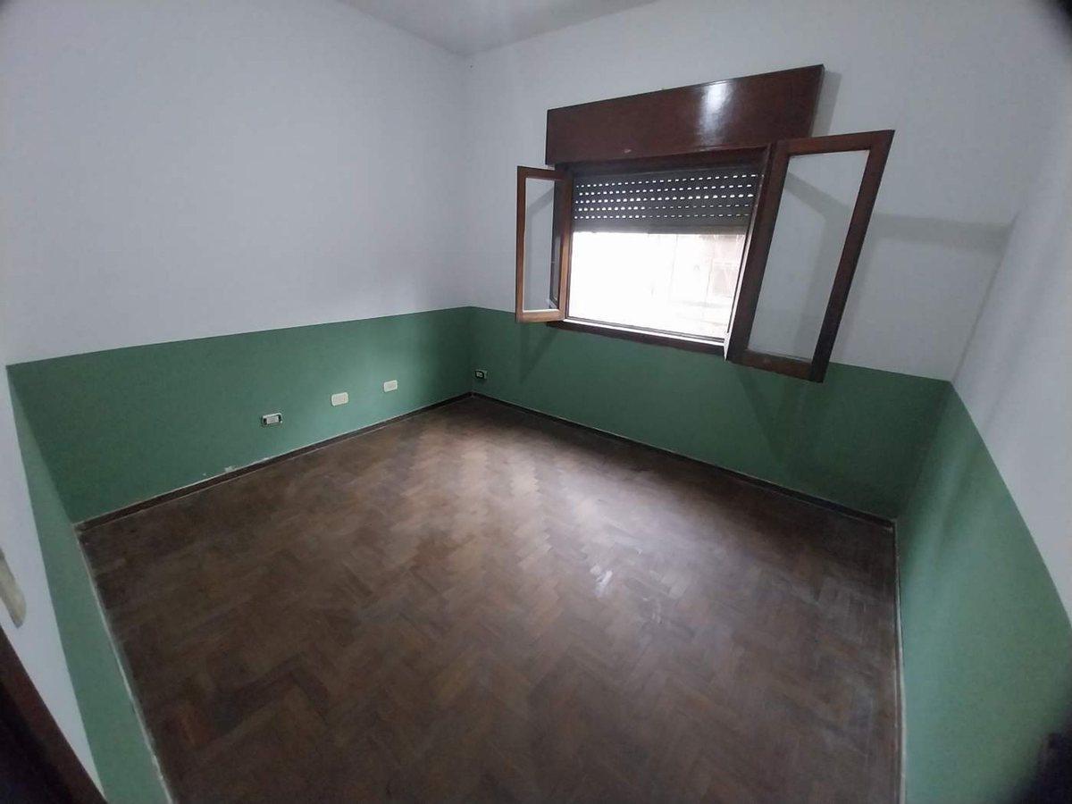 Foto de VENTA CASA 3 AMBIENTES CON PATIO - QUILMES OESTE, imagen 4