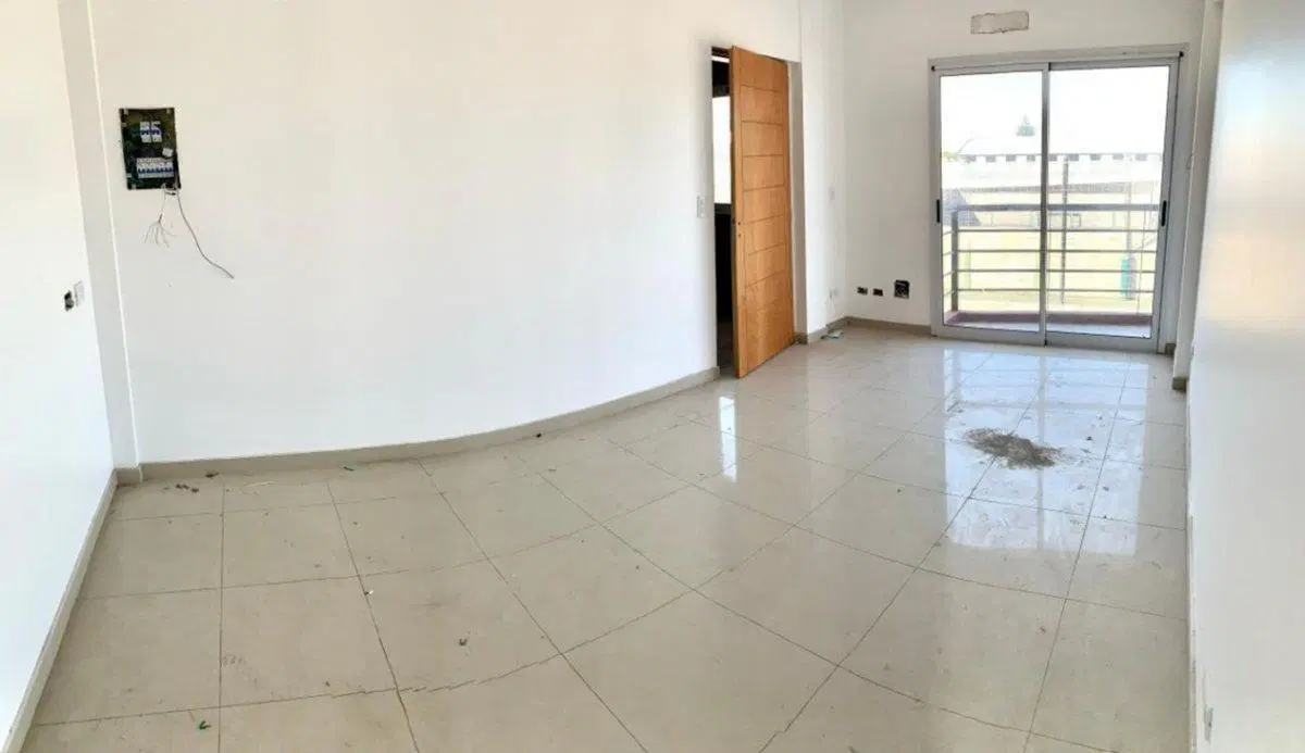 VENTA DEPARTAMENTO 3 AMB. BERNAL OESTE APTO CRED 2