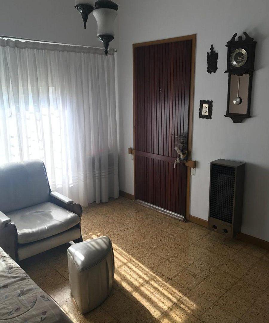 Foto de VENTA CASA 3 AMB COCINA COMEDOR JARDIN SOLANO, imagen 4