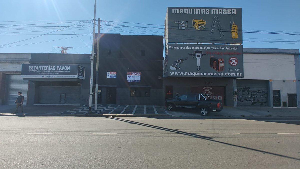 Foto de LOCAL COMERCIAL SOBRE AVENIDA AVELLANEDA, imagen 2