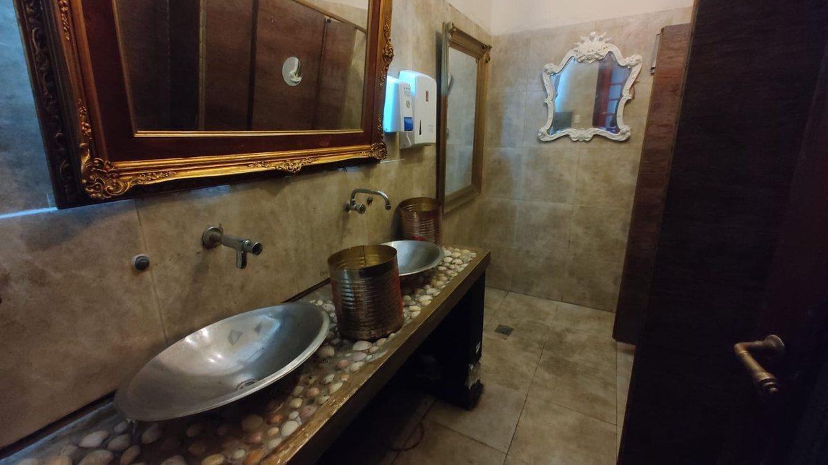 Foto de ALQUILER COMERCIAL SOBRE AV EN AVELLANEDA, imagen 5