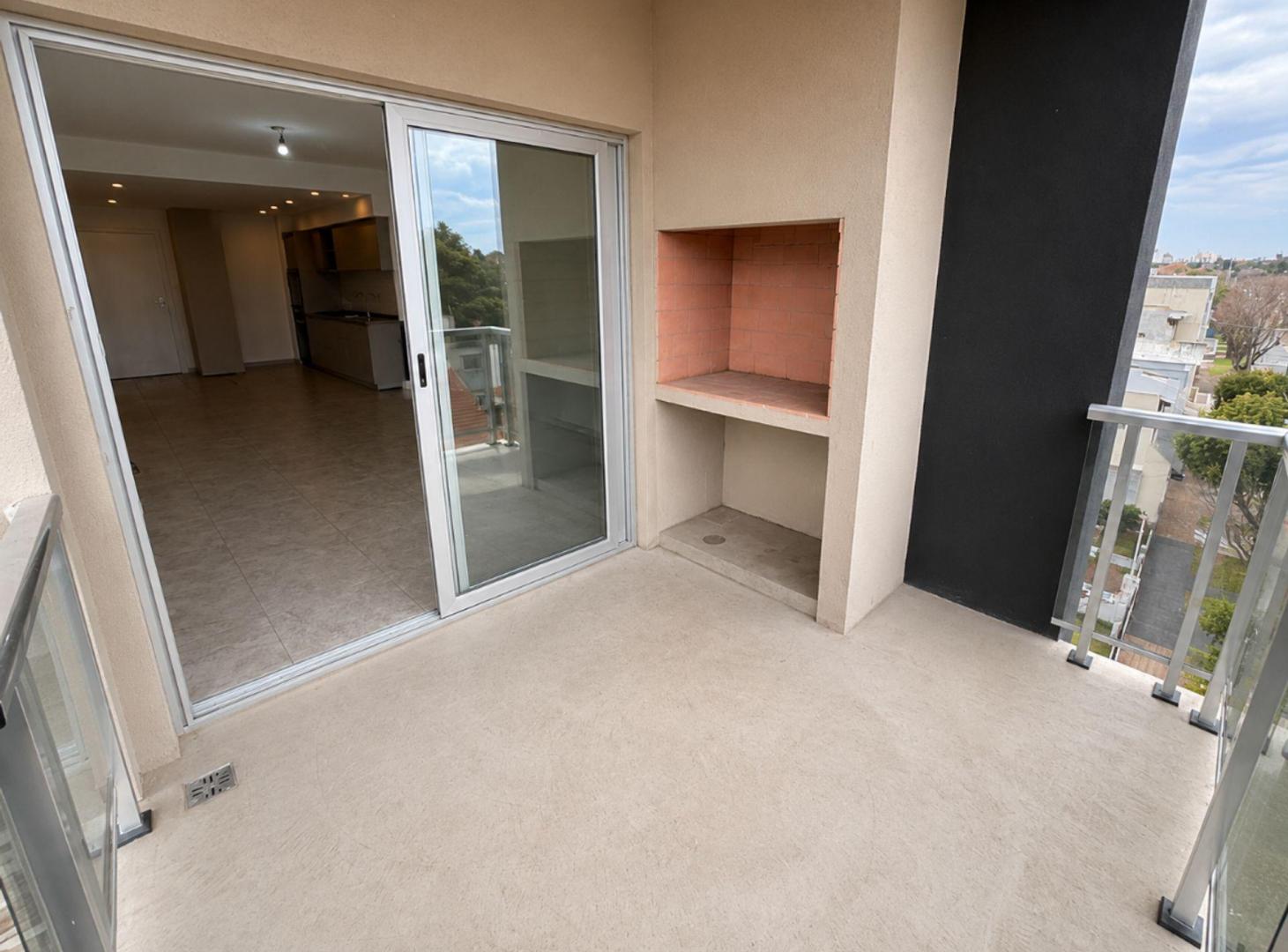 Foto de DEPTO 3 AMB SEMIPISO EN ALQUILER WILDE CON BALCON, imagen 3
