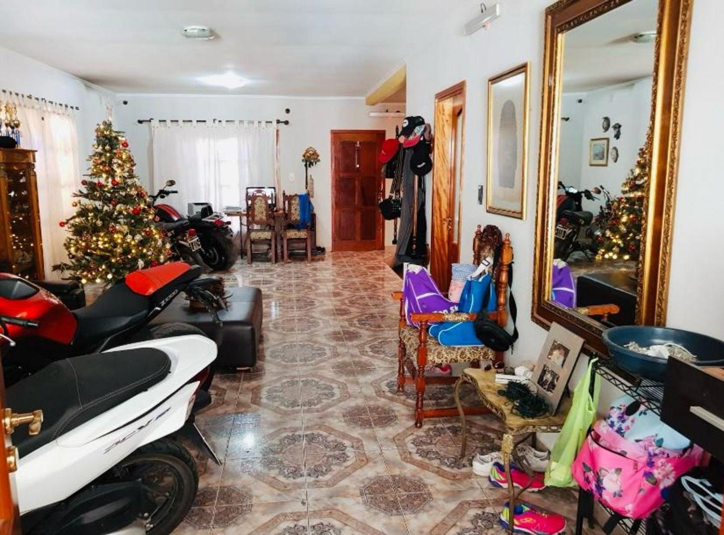 Foto de Casa 2 Plantas 4 Amb C/ Pileta Climatiz EZPELETA, imagen 2