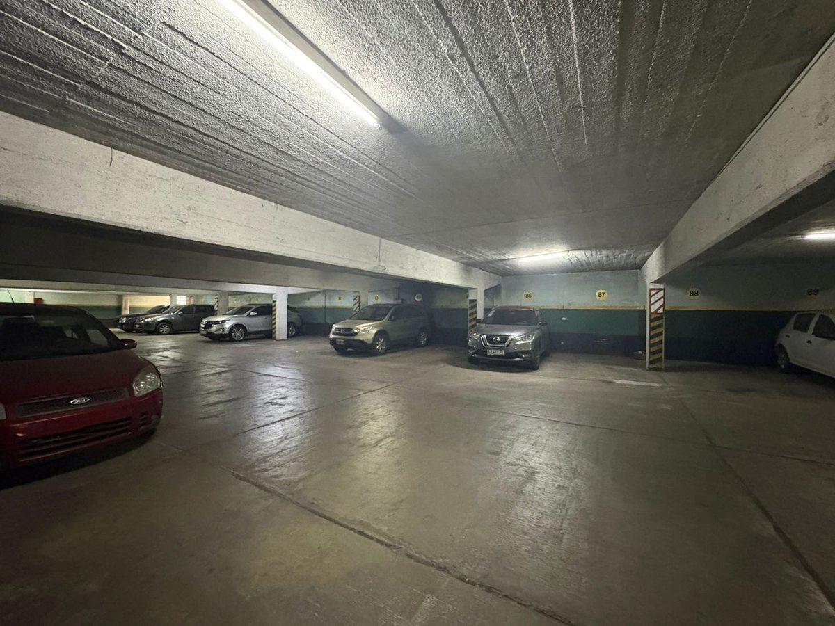 Foto de VENTA COCHERA EN QUILMES, imagen 5