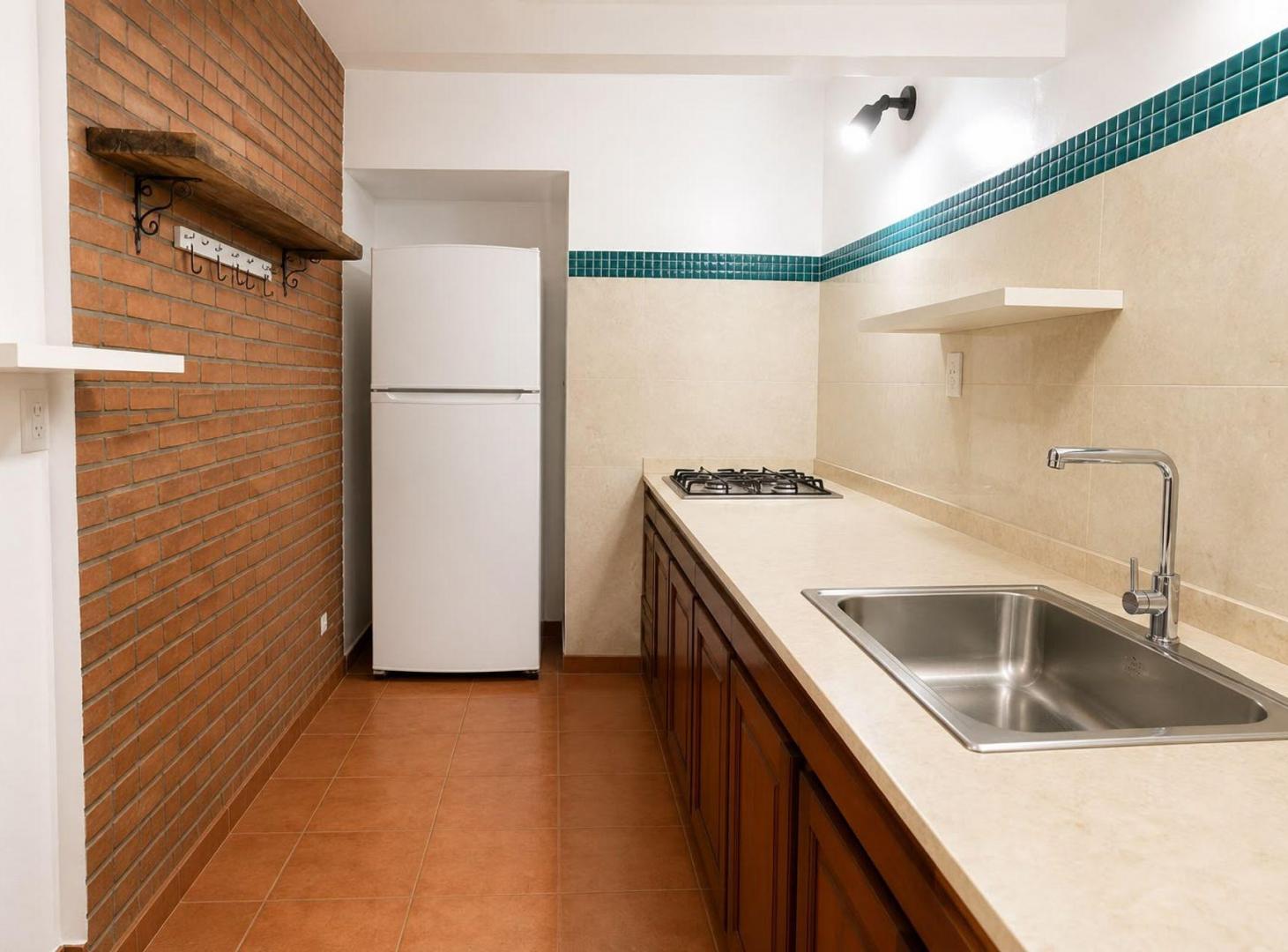 Foto de VENTA CASA 4 AMBIENTES, EZPELETA ESTE., imagen 3