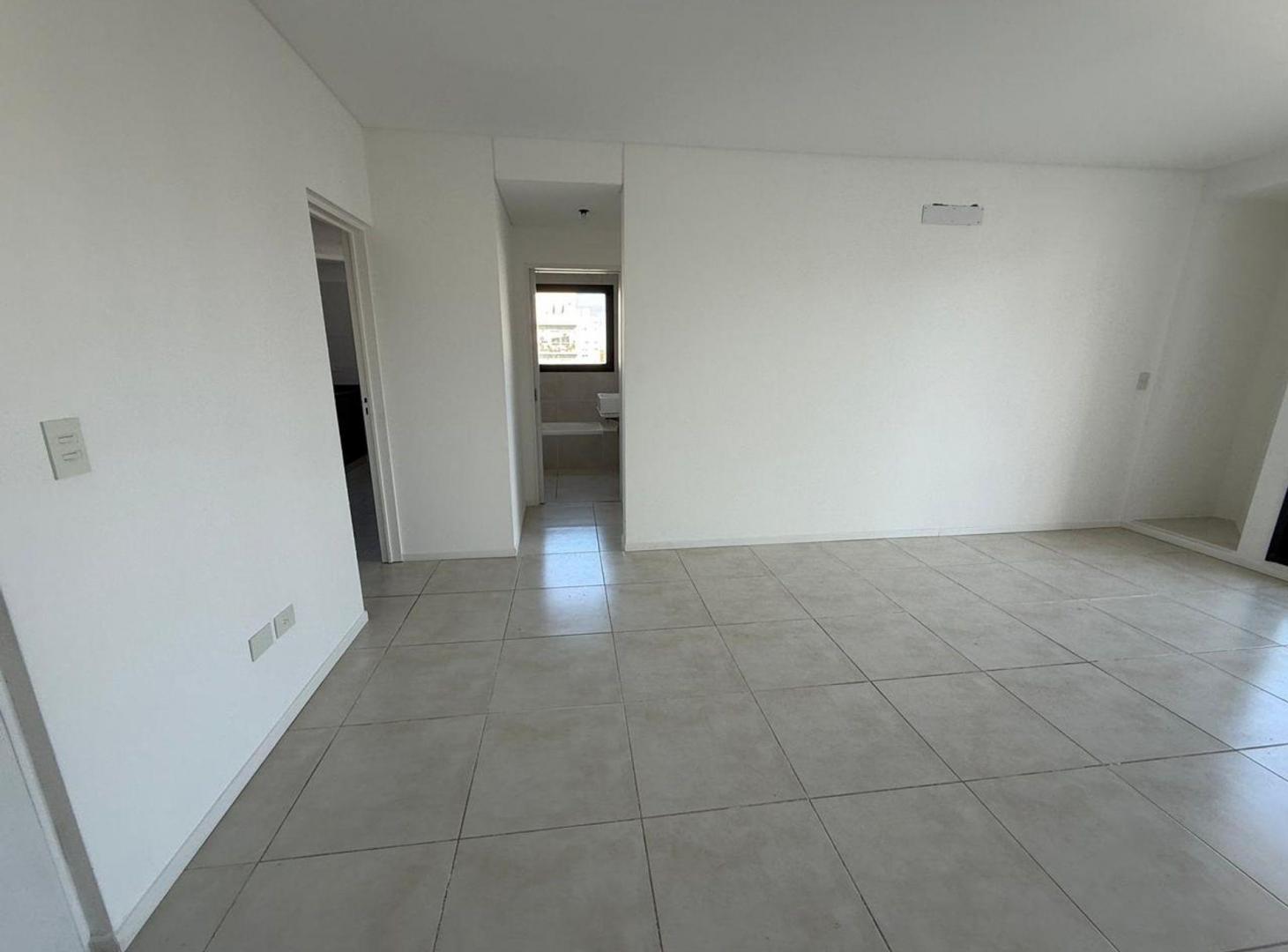Foto de VENTA DEPTO 3 AMBIENTES BERNAL CENTRO, imagen 3