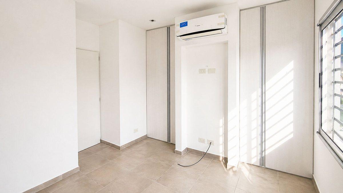 Foto de ALQUILER DEPARTAMENTO 2 AMB BALCÓN COCHERA BERNAL, imagen 4