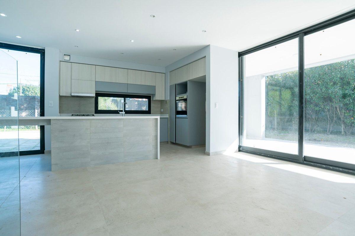 Foto de Casa en venta barrio Las Golondrinas Hudson, imagen 2