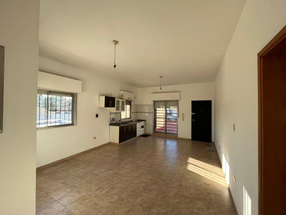 Foto de Venta PH de 3 amb con Terraza Privada en Don Bosco, imagen 1