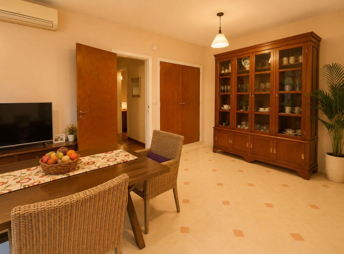 Foto de VENTA CASA 5 AMBIENTE BERNAL, imagen 5
