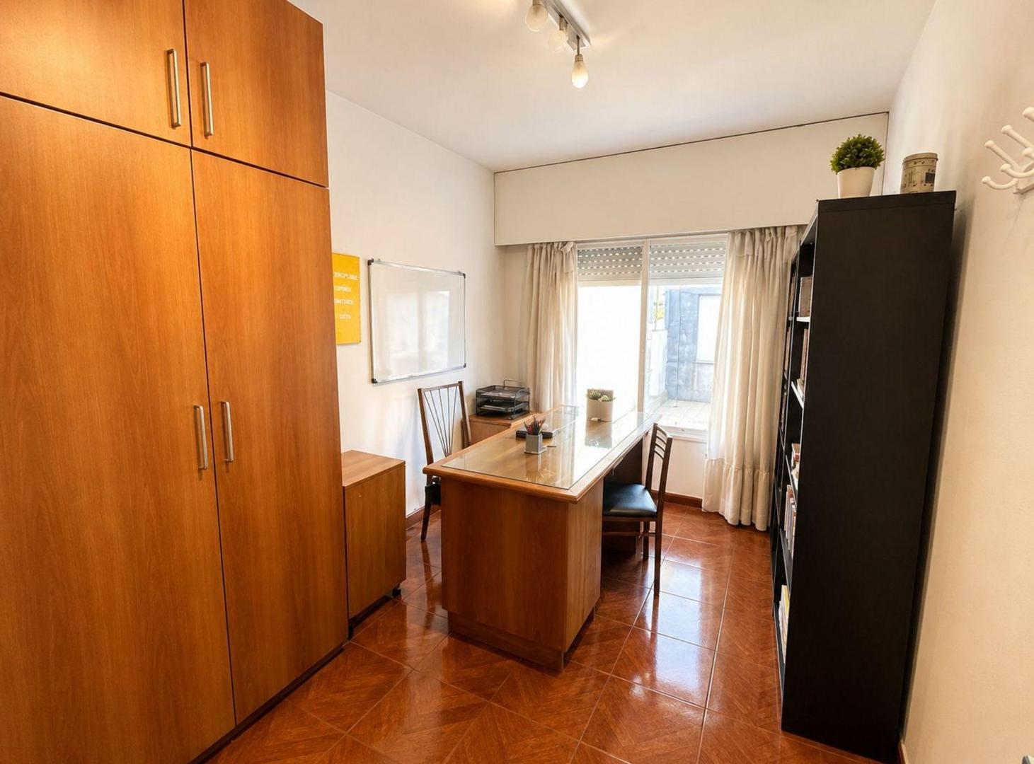 Foto de VENTA DE PH 4 AMB CON COCHERA EN BERNAL, imagen 3