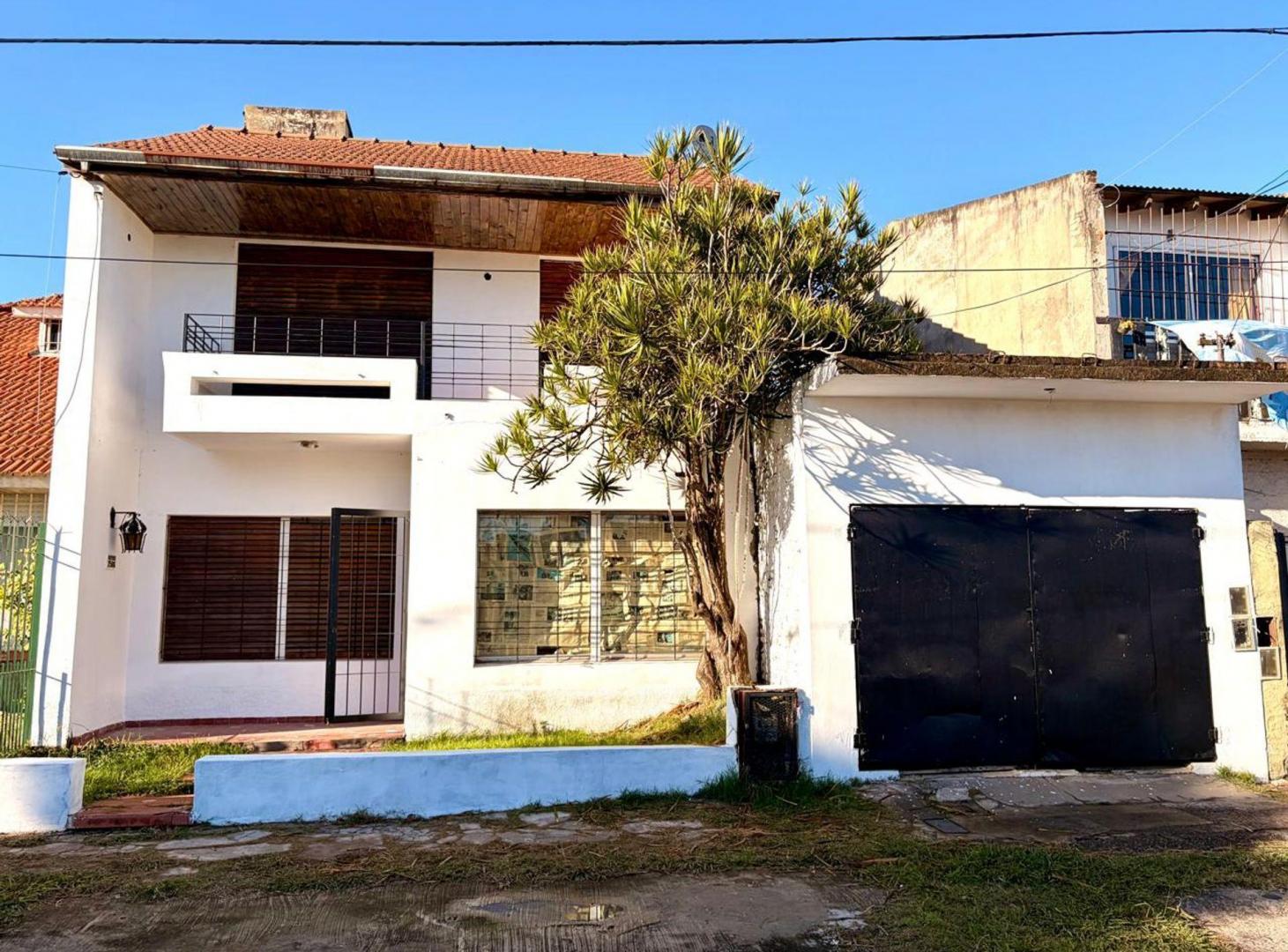 Foto de VENTA CASA 3 AMBIENTES, QUILMES OESTE., imagen 2