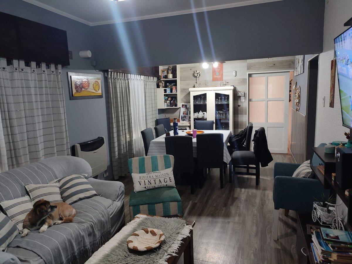 Foto de VENTA/PERMUTA CASA EN BERAZATEGUI, imagen 1