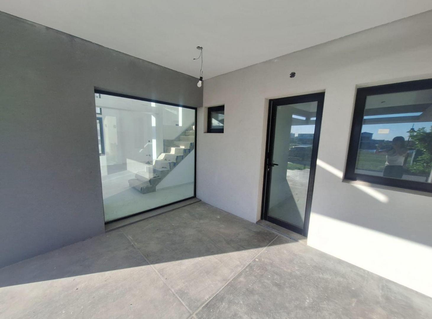 Foto de VENTA CASA 5 AMBIENTES HUDSON BARRIO VILLALOBOS, imagen 4