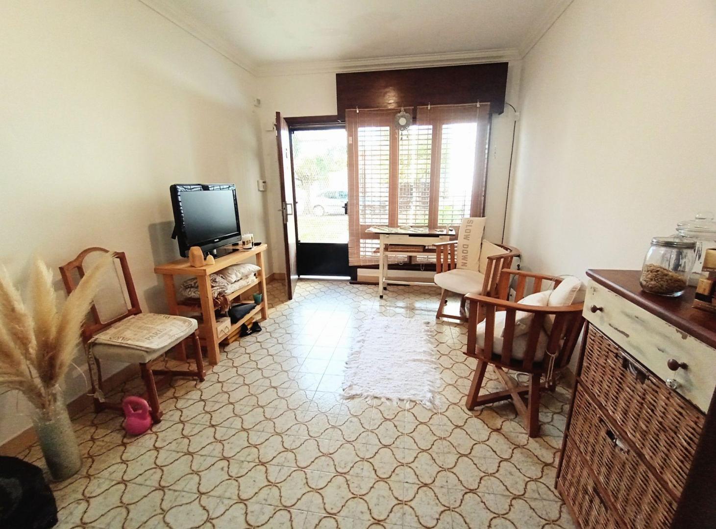 Foto de VENTA CASA 3 AMB CON PATIO BERNAL OESTE, imagen 5