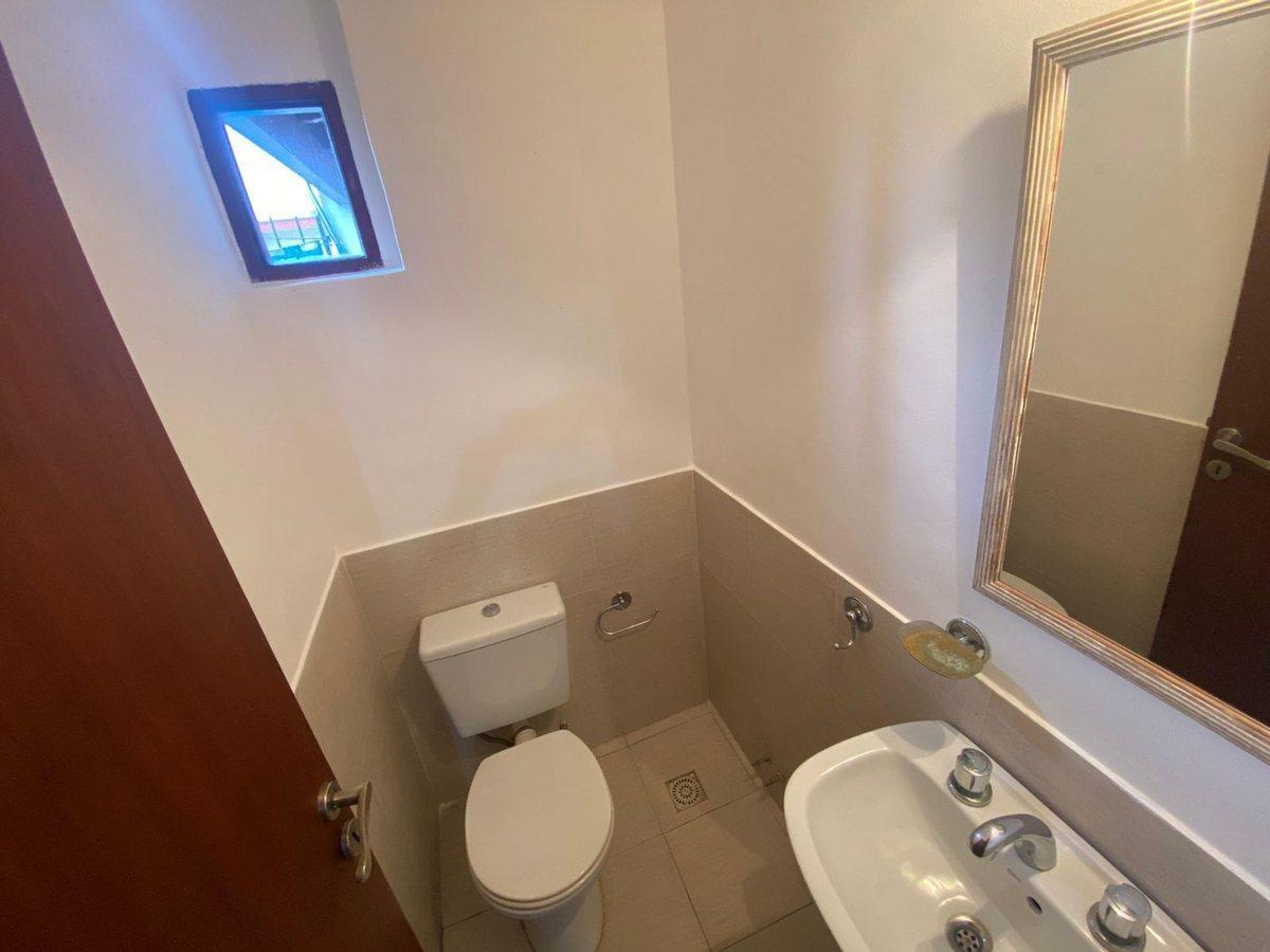 Foto de CASA DUPLEX 3 AMBIENTES CON COCHERA EZPELETA, imagen 2