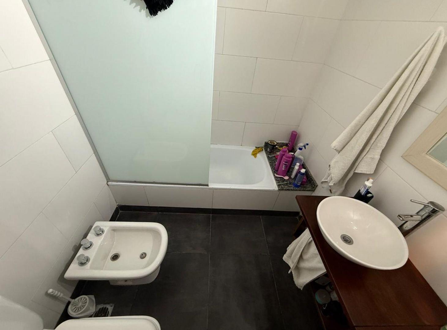 Foto de VENTA PH 3 AMB AL FRENTE BERNAL CENTRO APTO CREDIT, imagen 1