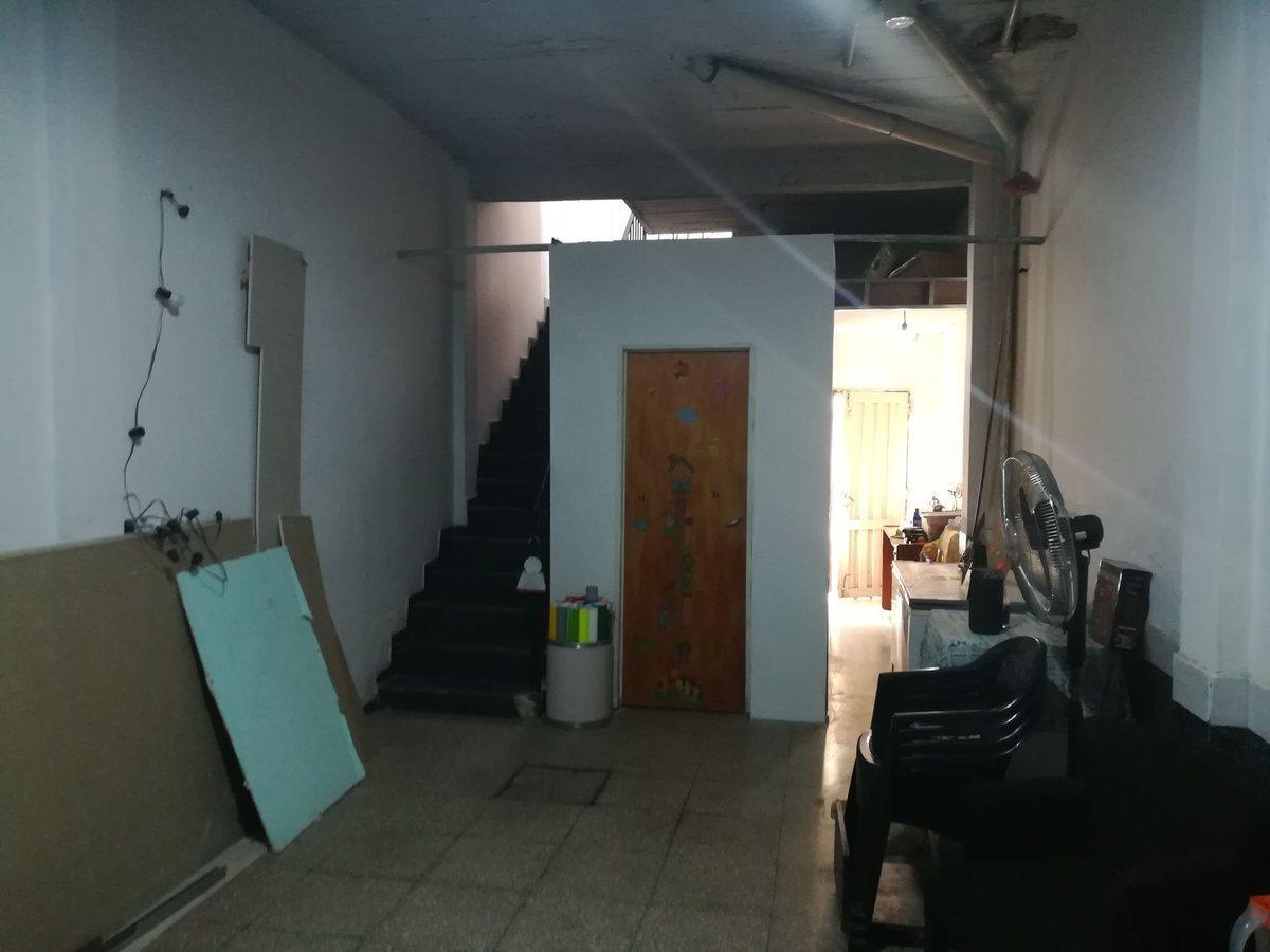 Foto de VENTA CASA 4 AMB CON LOCAL COMERCIAL SOLANO, imagen 2