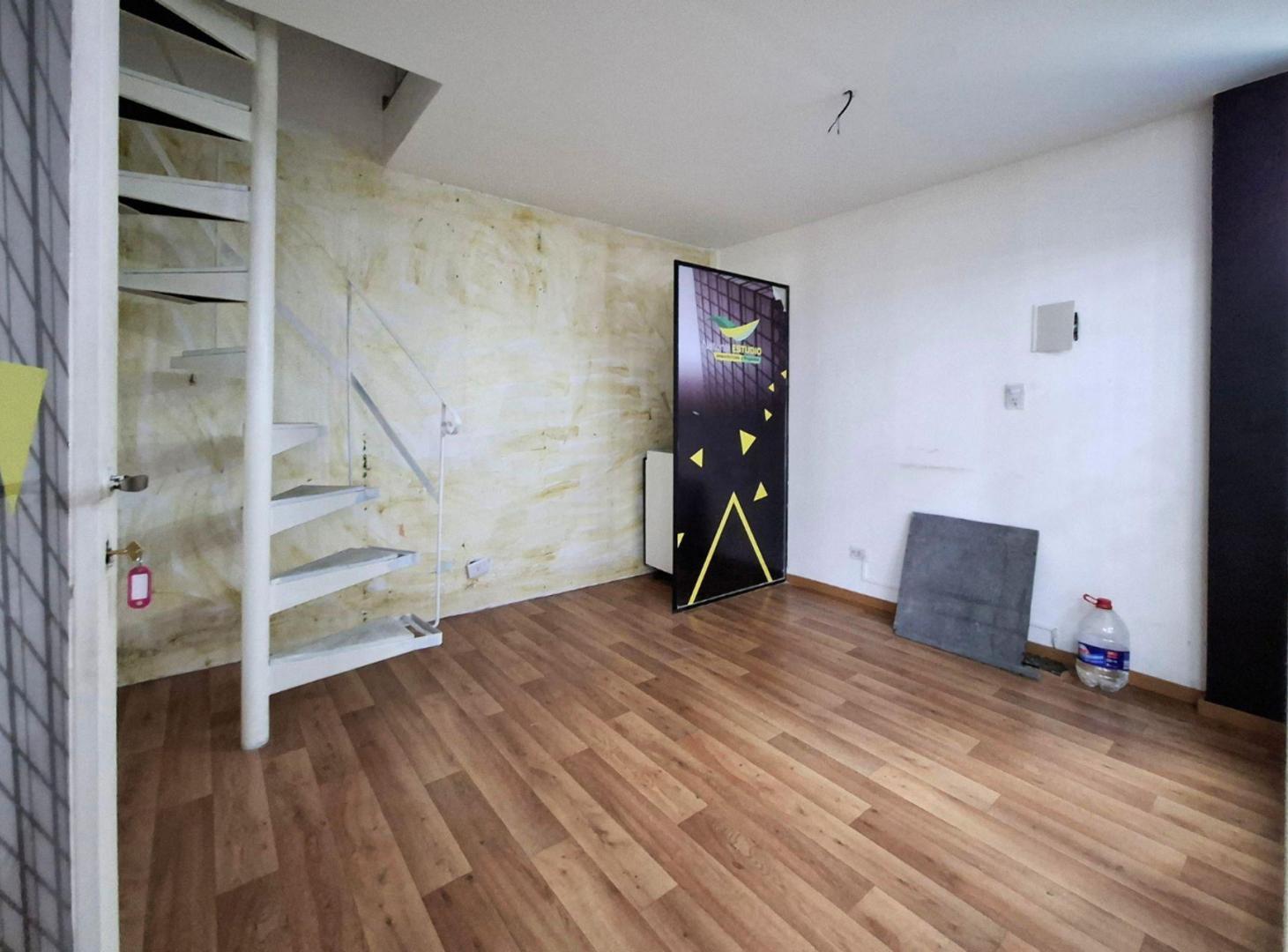 Foto de Venta Local Alvear 577 Quilmes, imagen 1