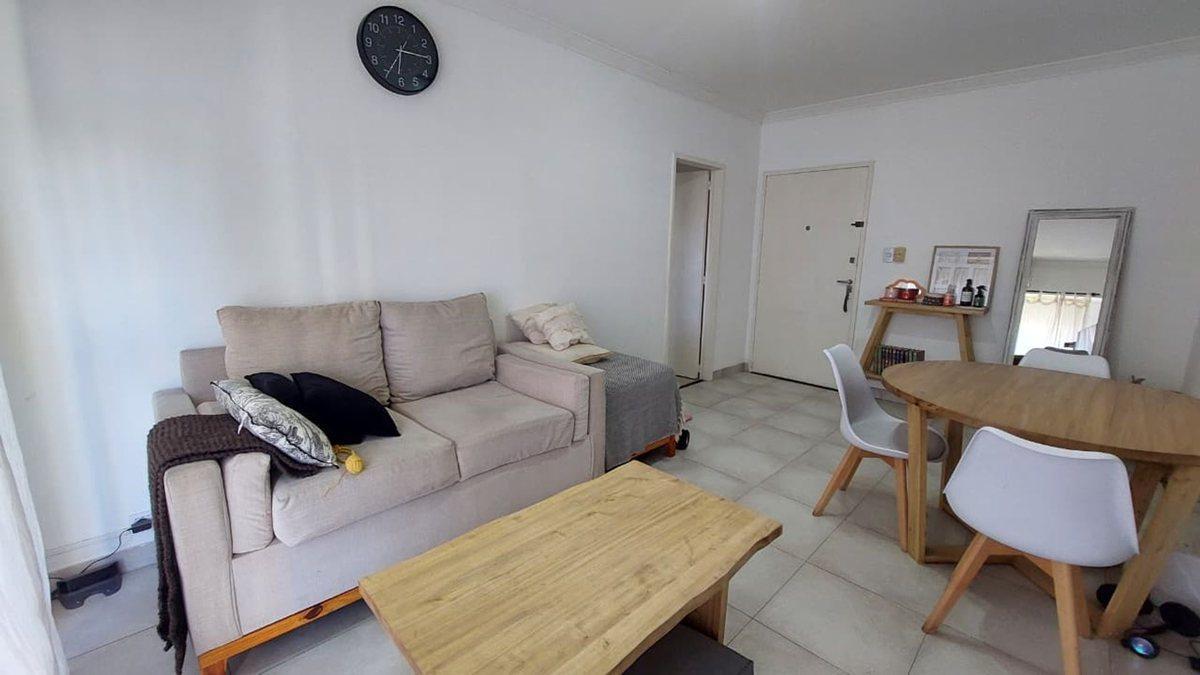 Foto de Departamento ALQUILER dos ambientes Bernal Centro, imagen 3