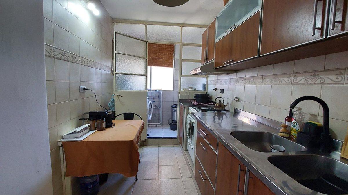 Foto de Departamento ALQUILER dos ambientes Bernal Centro, imagen 4