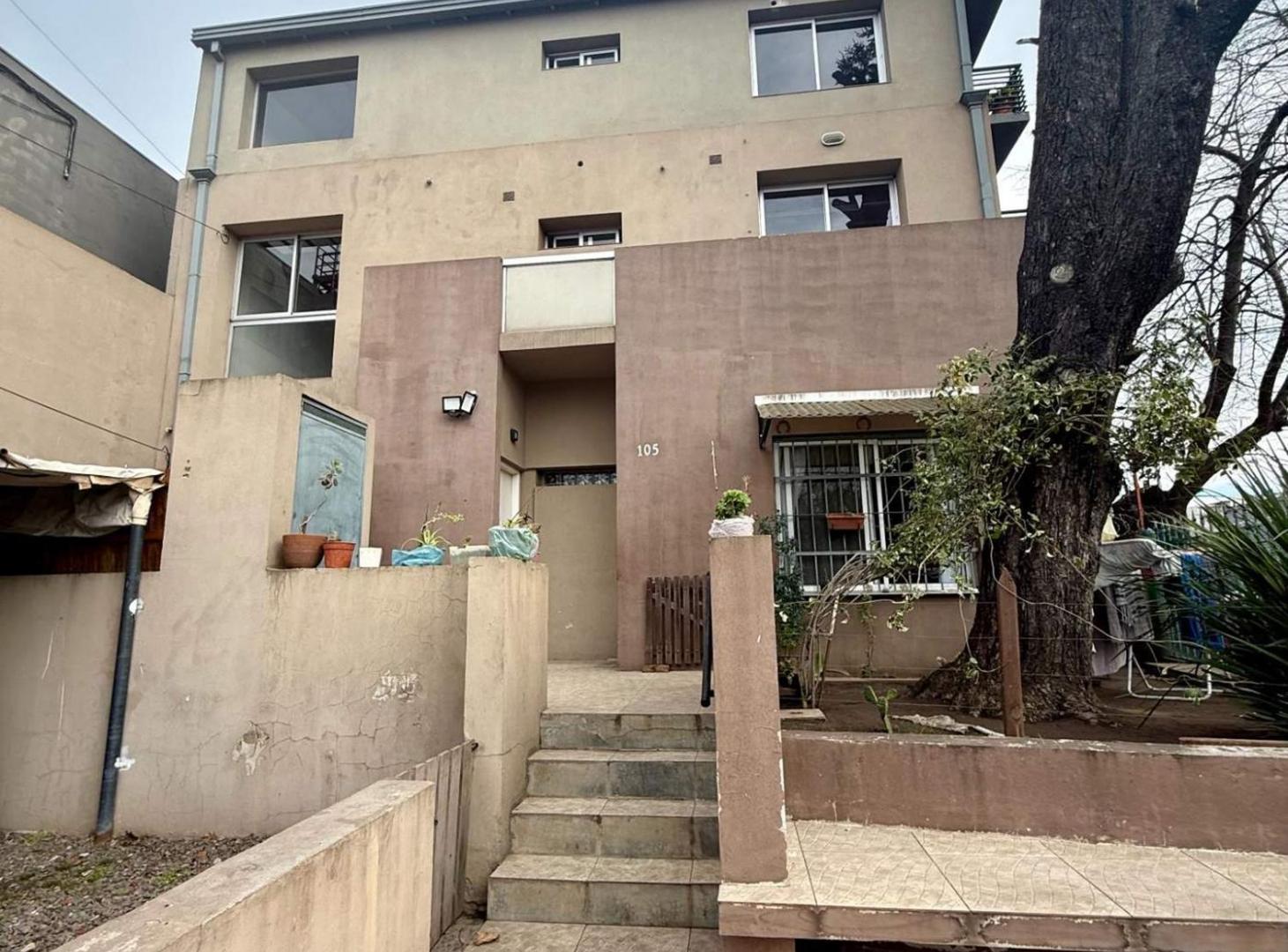Foto de VENTA PH 2 AMB COCHERA QUILMES, imagen 3