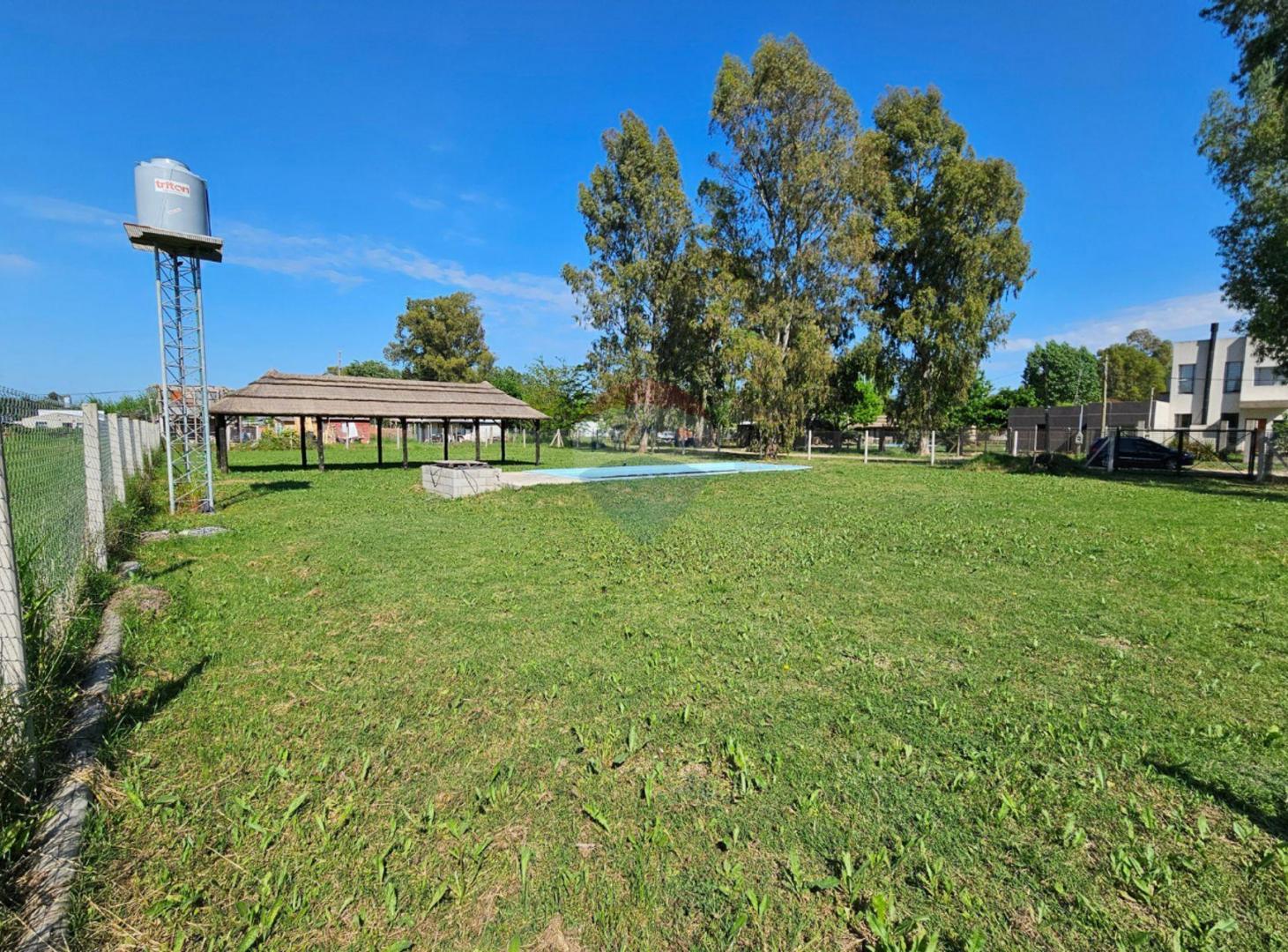 Foto de VENTA LOTE CON PILETA Y QUINCHO, imagen 2