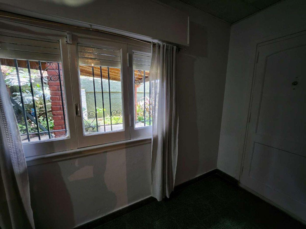 Foto de VENTA CASA LANÚS JARDÍN PATIO GUARDACOCHE, imagen 3