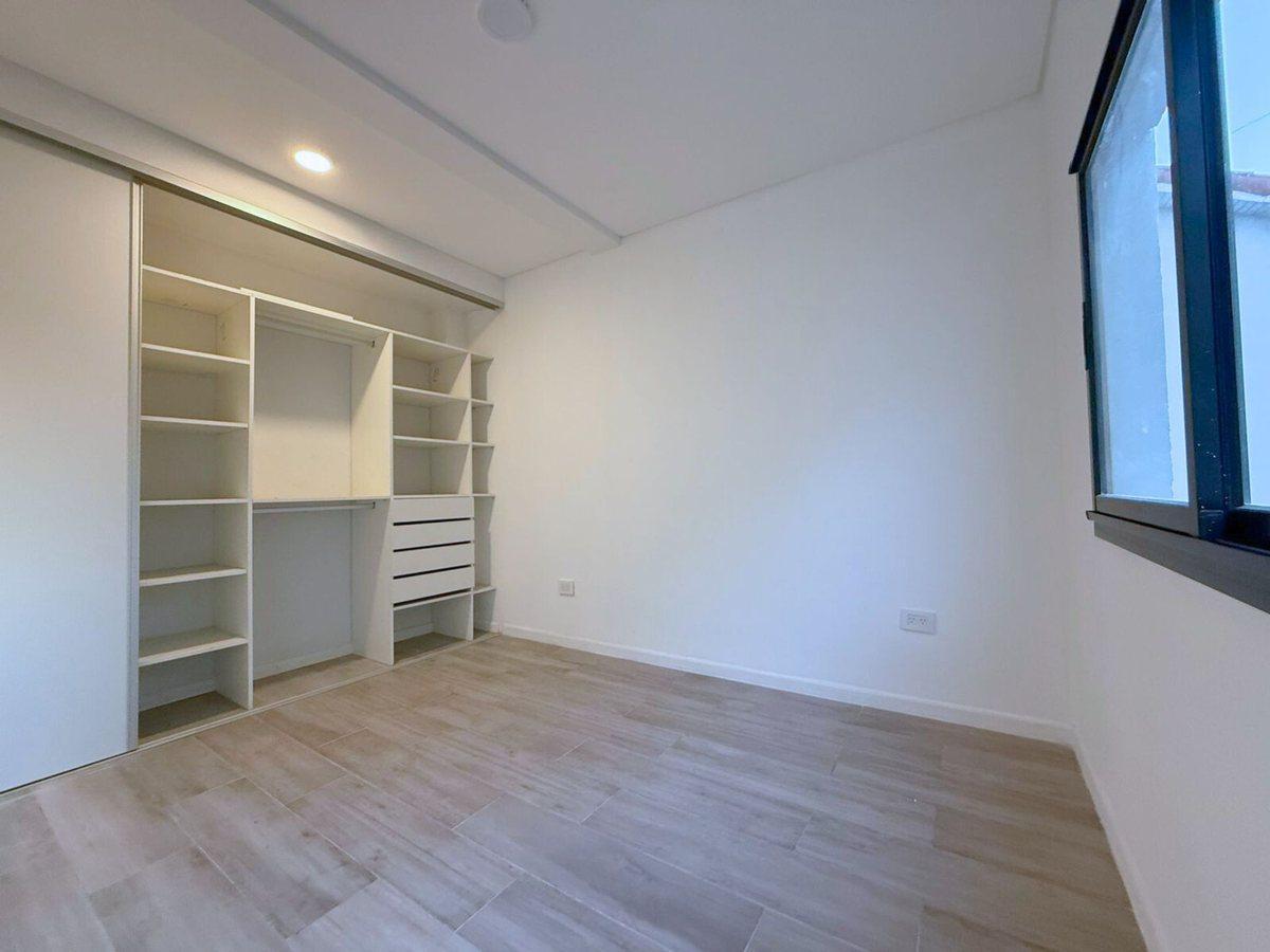 Foto de VENTA DEPARTAMENTO 3 AMBIENTES BERNAL CENTRO, imagen 5