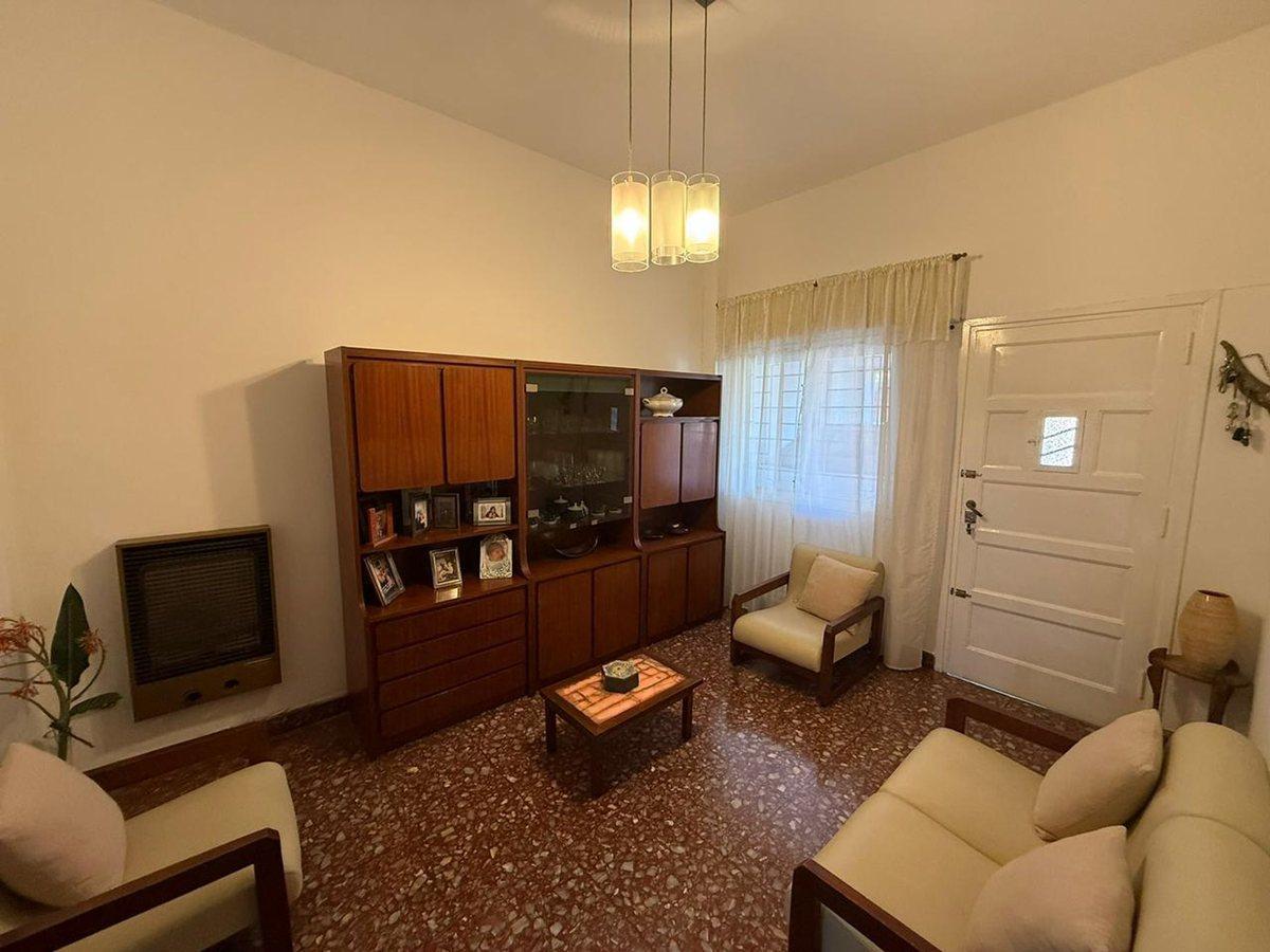 Foto de VENTA CASA 4 AMBIENTES EN EZPELETA, imagen 1