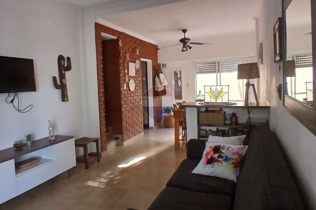 Foto de Venta PH 3 amb. con Garage, Patio y Parrilla Wilde, imagen 1