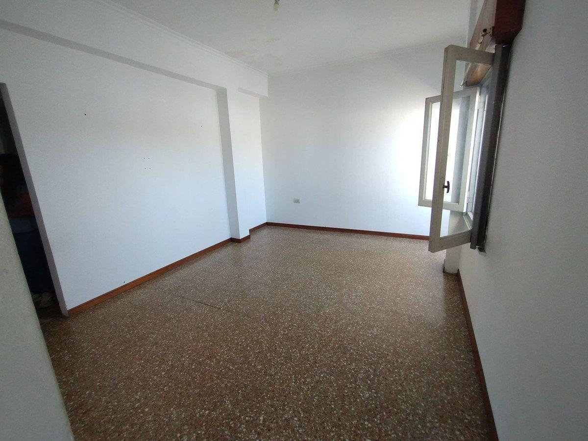 Foto de Venta PH 3 Ambientes al frente con balcón Bernal, imagen 3
