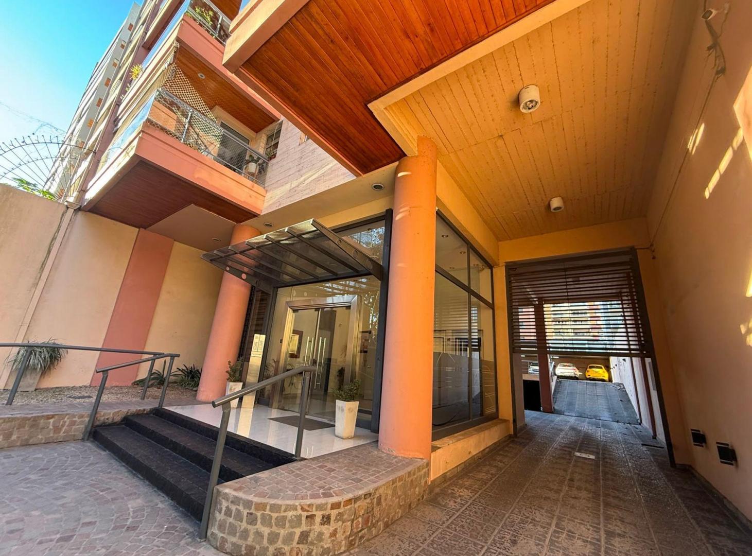 Foto de PISO DE CATEGORIA 4 AMB | QUILMES CENTRO, imagen 5