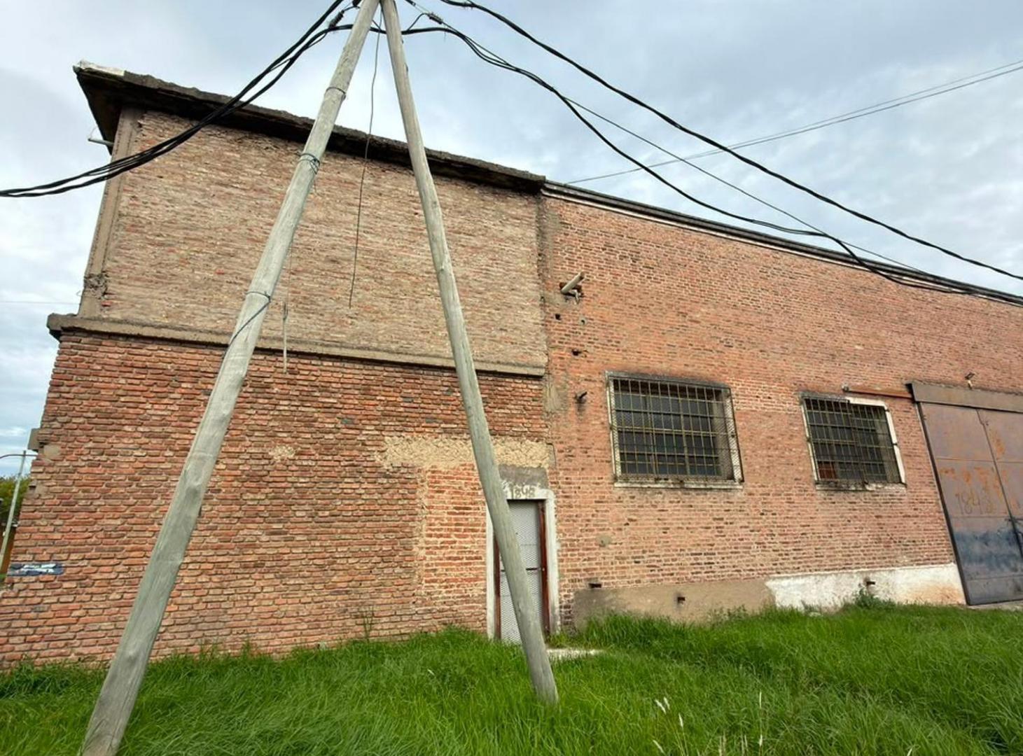 Foto de ALQUILER DE GALPÓN / DEPÓSITO EN QUILMES OESTE, imagen 2