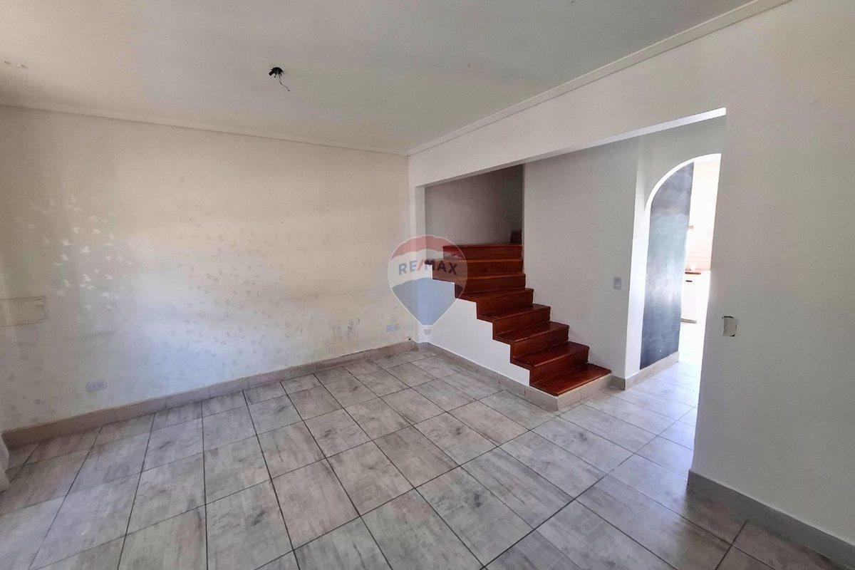 Foto de VENTA DUPLEX 3 AMB COMPLEJO CERRADO CON COCHERA, imagen 2