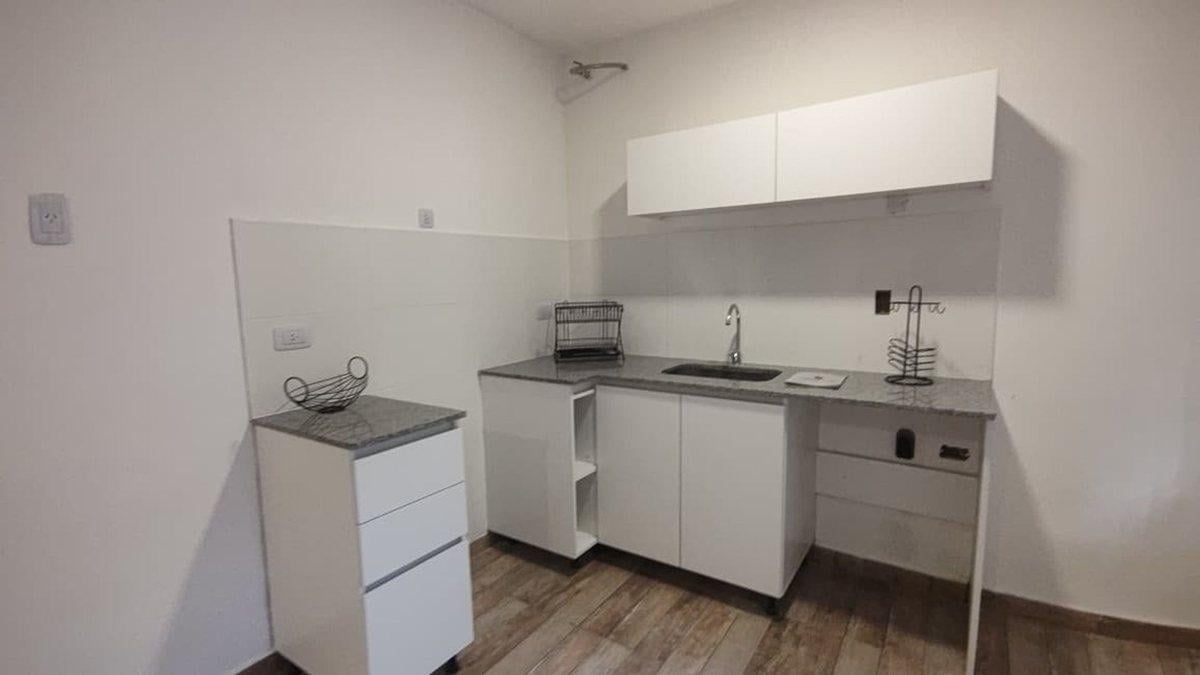 Foto de VENTA DEPARTAMENTO A ESTRENAR 1 PISO CON PATIO, imagen 1