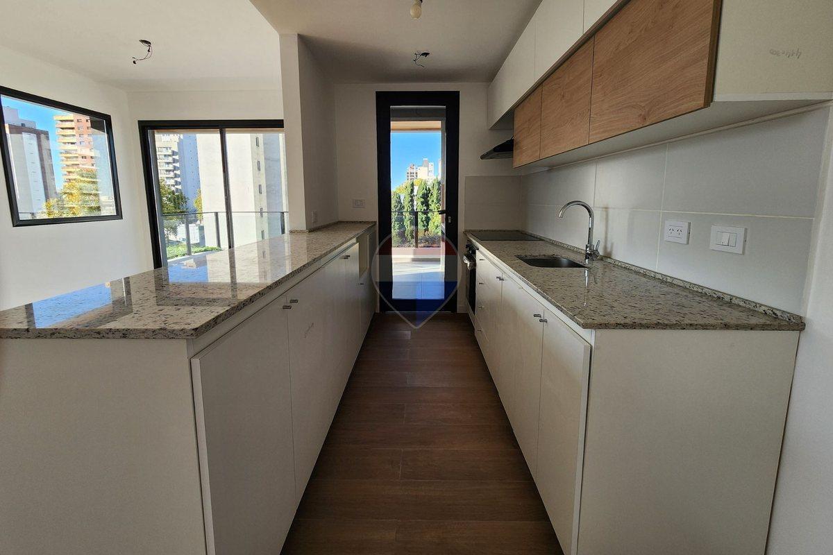 Foto de VENTA DEPTO 3 AMB c/ COCHERA EN QUILMES CENTRO, imagen 3