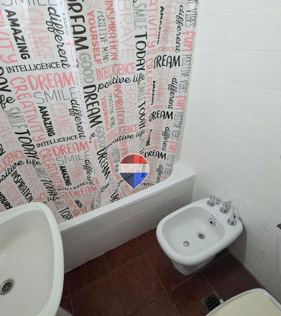 Foto de VENTA DEPTO 2 AMB CON BALCON WILDE CENTRO, imagen 5