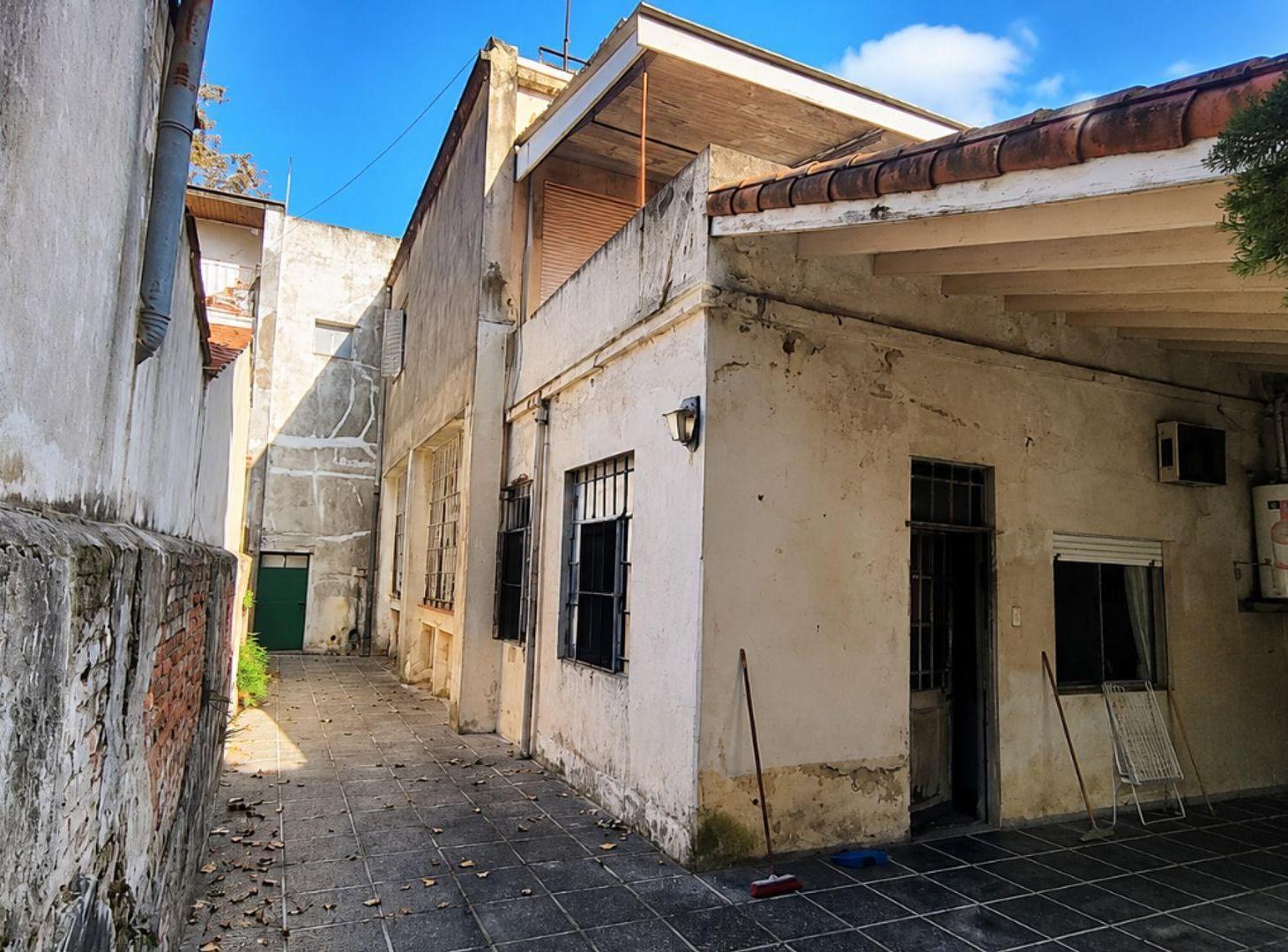 Foto de VENTA CASA/LOTE IDEAL INVERSOR 397M2 R2 BERNAL, imagen 4