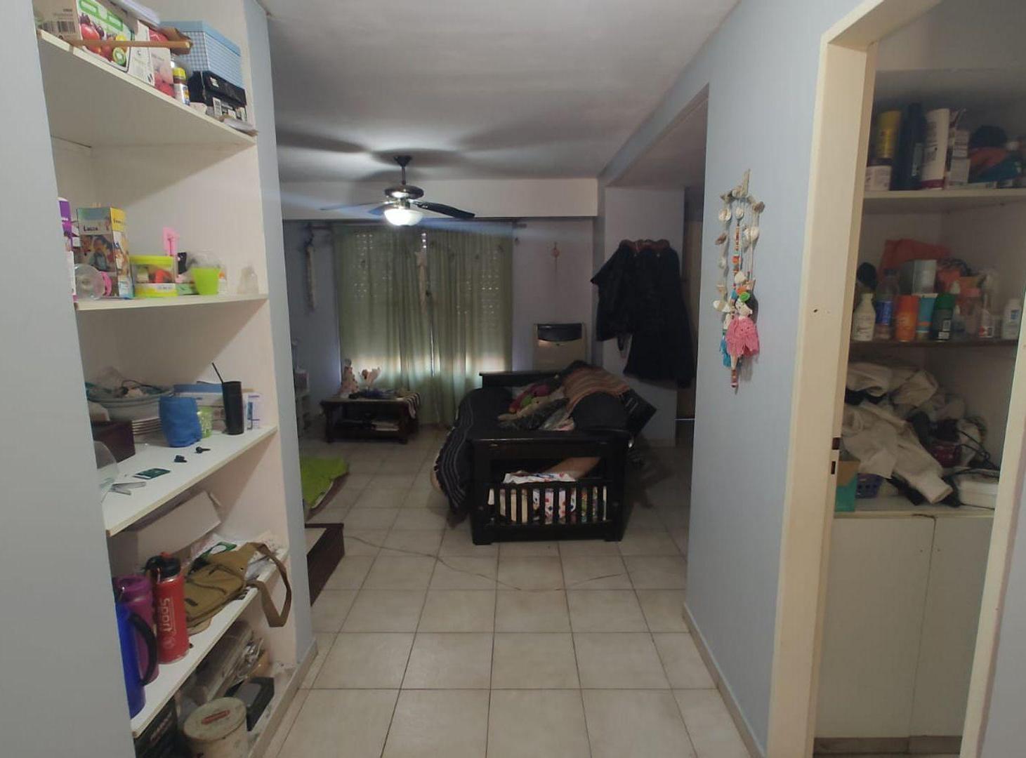 Foto de VENTA DEPTO DUPLEX 4 AMB PATIO COCHERA QUILMES, imagen 3