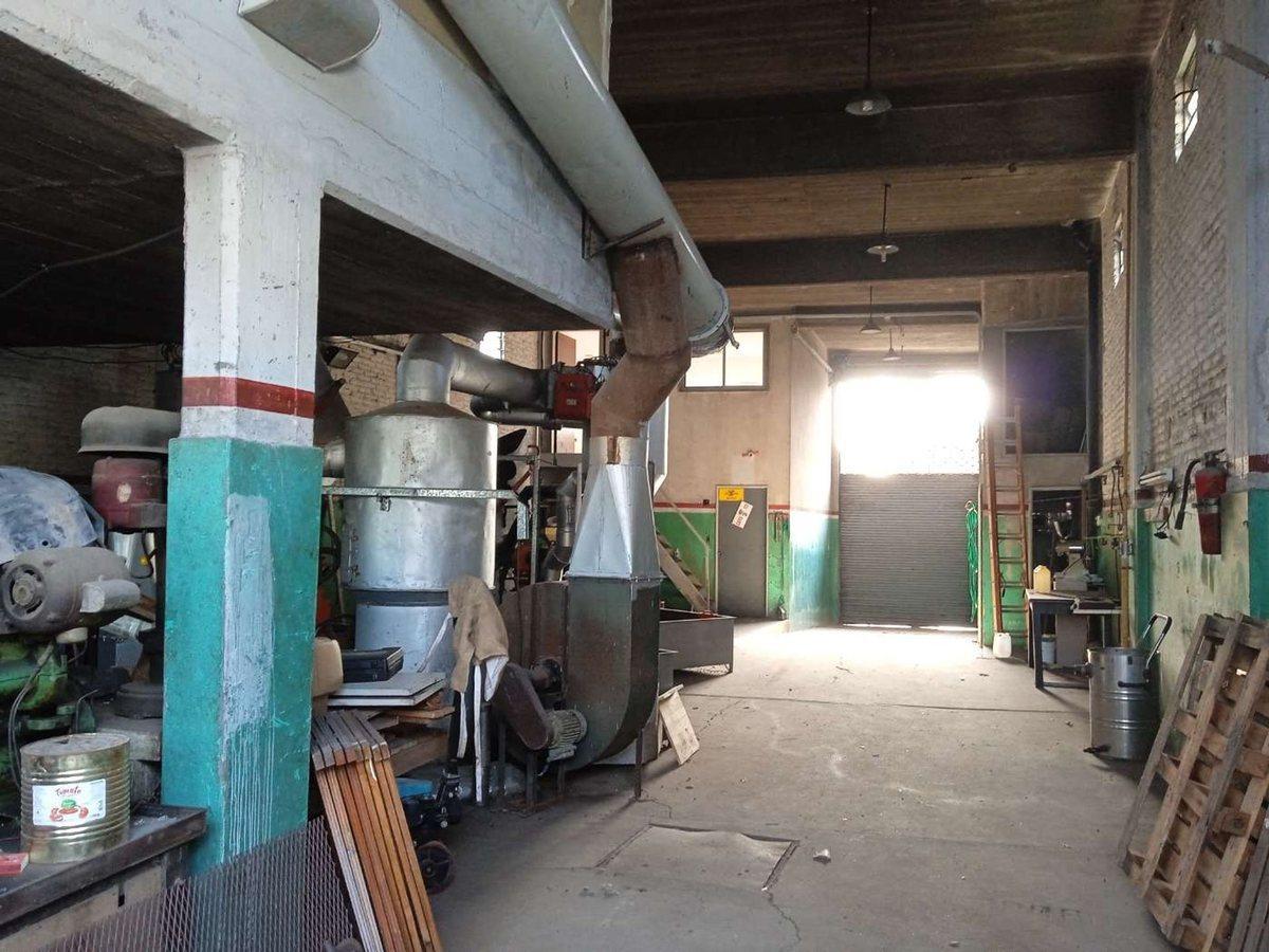 Foto de VENTA DEPOSITO CON 5 DEPTOS EN BLOCK AVELLANEDA, imagen 1