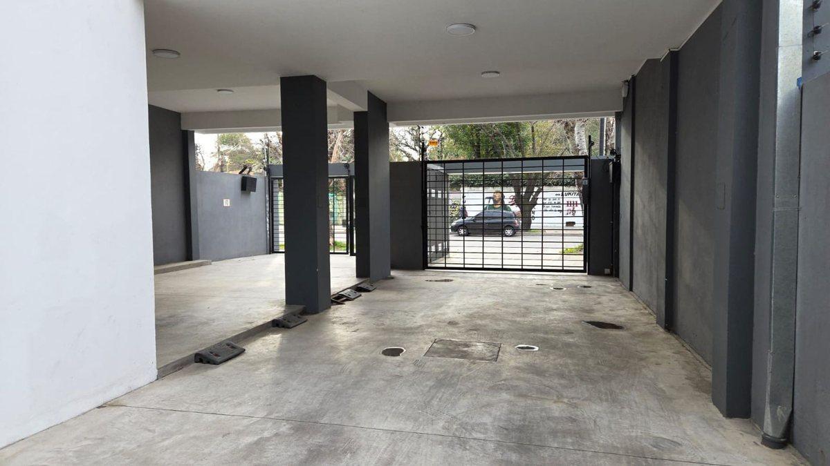 Foto de ALQUILER DEPARTAMENTO 2 AMB BERNAL CENTRO, imagen 2