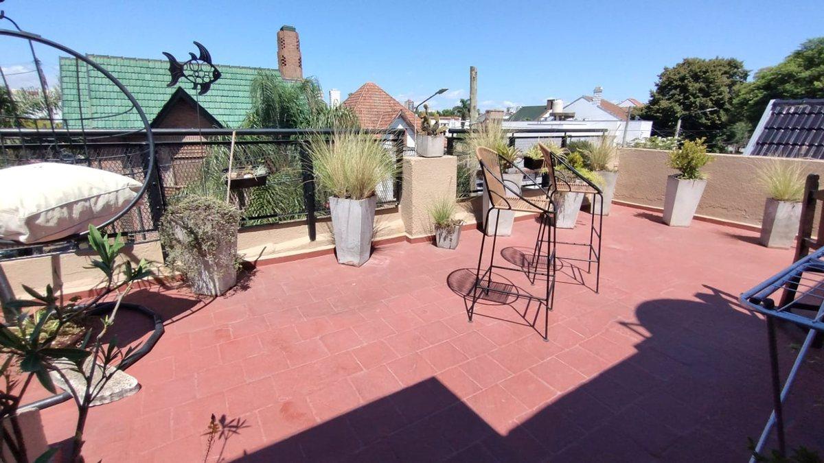 Foto de Venta casa 3 ambientes Y cochera B° Parque Bernal, imagen 1